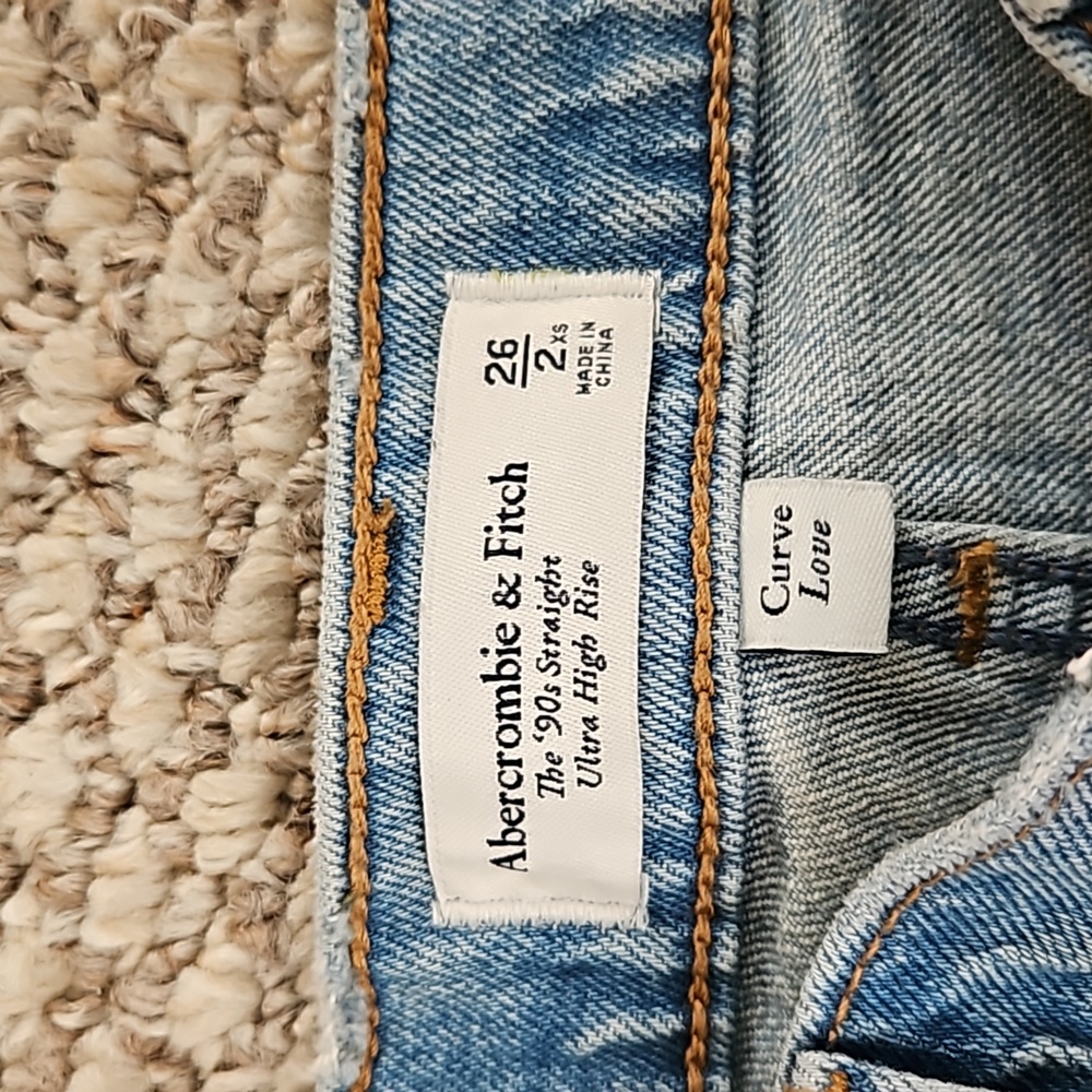 Abercrombie and fitch 90s straight ultra high rise curve love jeans 26 2 2xs 26 - Picture 3 of 5
